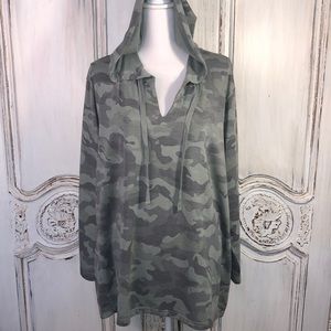 Jane And Delaney Camo 